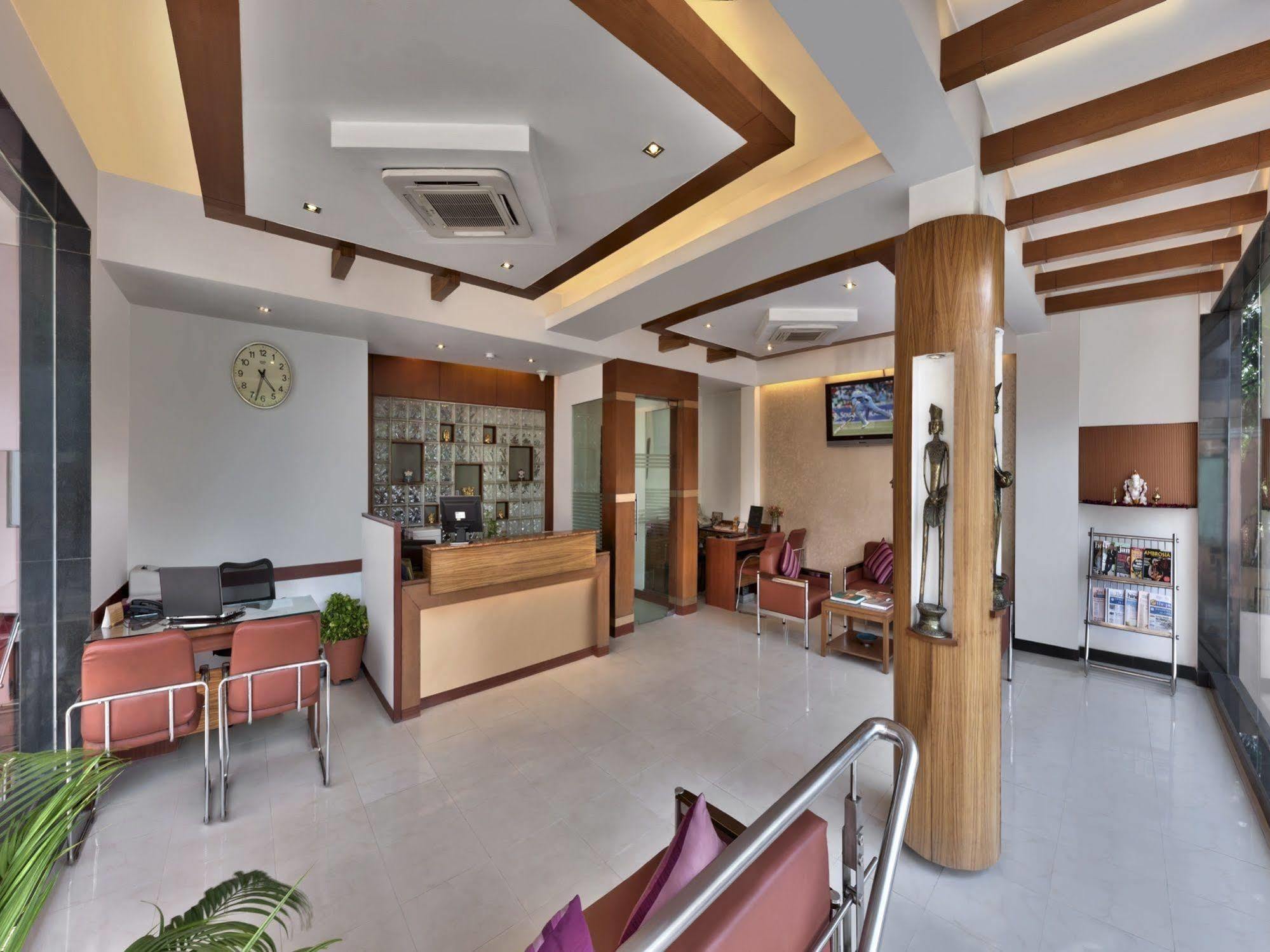 Regale Inn 新德里 外观 照片